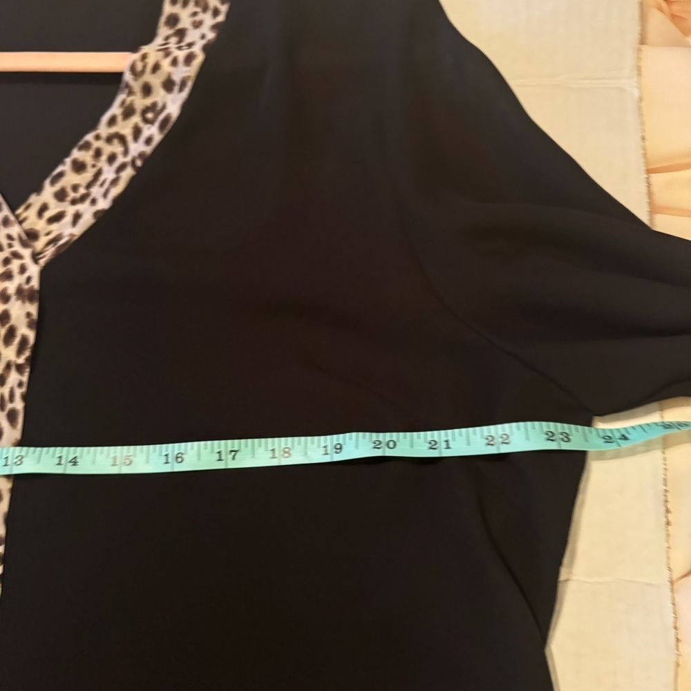 SHEIN animal print plush size blouse 2x - Picture 6 of 6